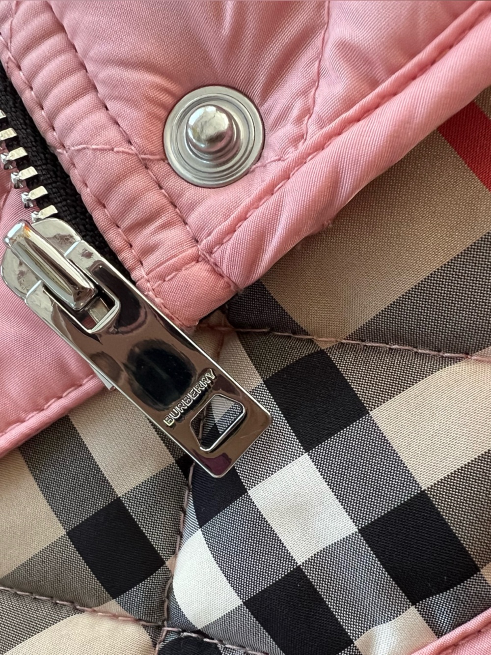 Burberry toddler's Quilted Pink Jacket 2Y - Picture 8 of 11